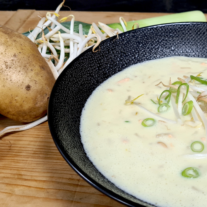 Bean sprouts potato leek soup